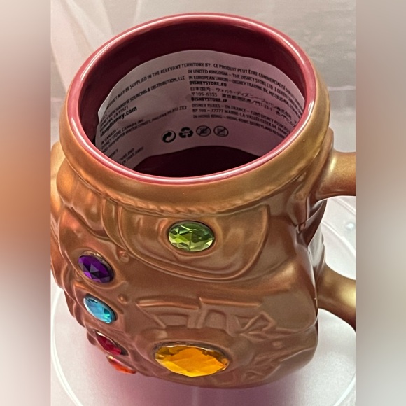 Marvel Gold Infinity Gauntlet Mug - Picture 4 of 7